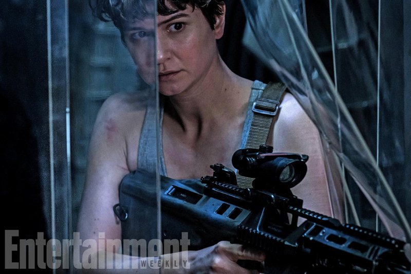 Katherine Waterston è Daniels in Alien: Covenant