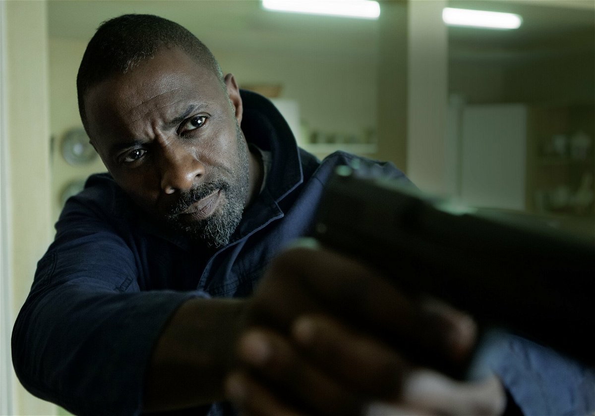 Idris Elba nel ruolo di Sean Briar in Bastille Day