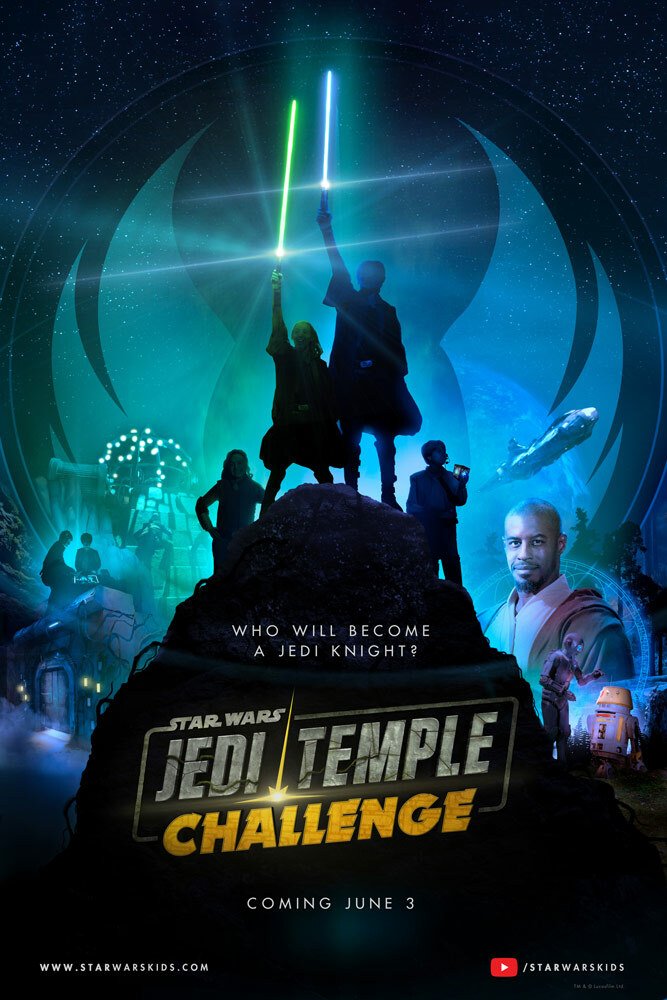 Ahmed Best insieme ai droidi dello show e a dei bambini con la spada laser nel poster di Star Wars: Jedi Temple Challenge