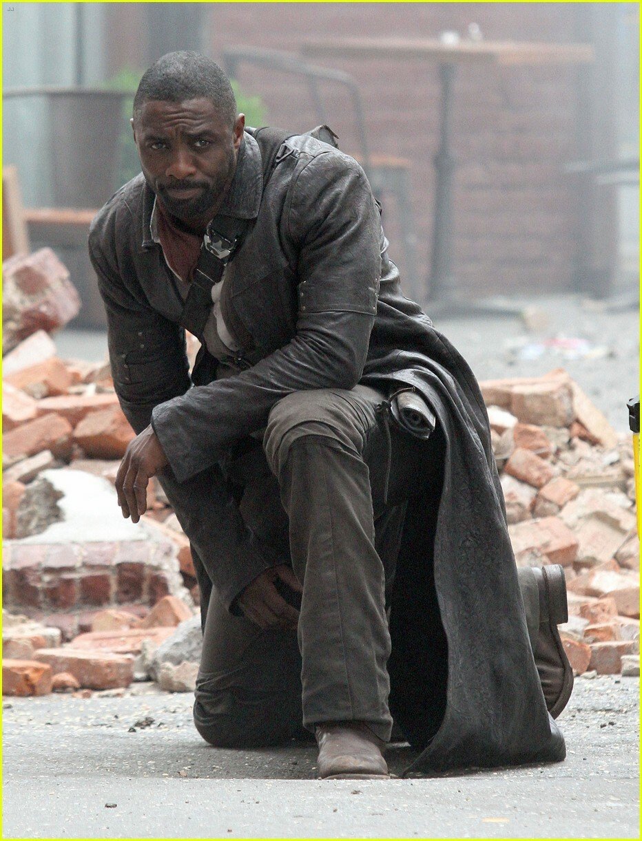 Idris Elba alias Roland