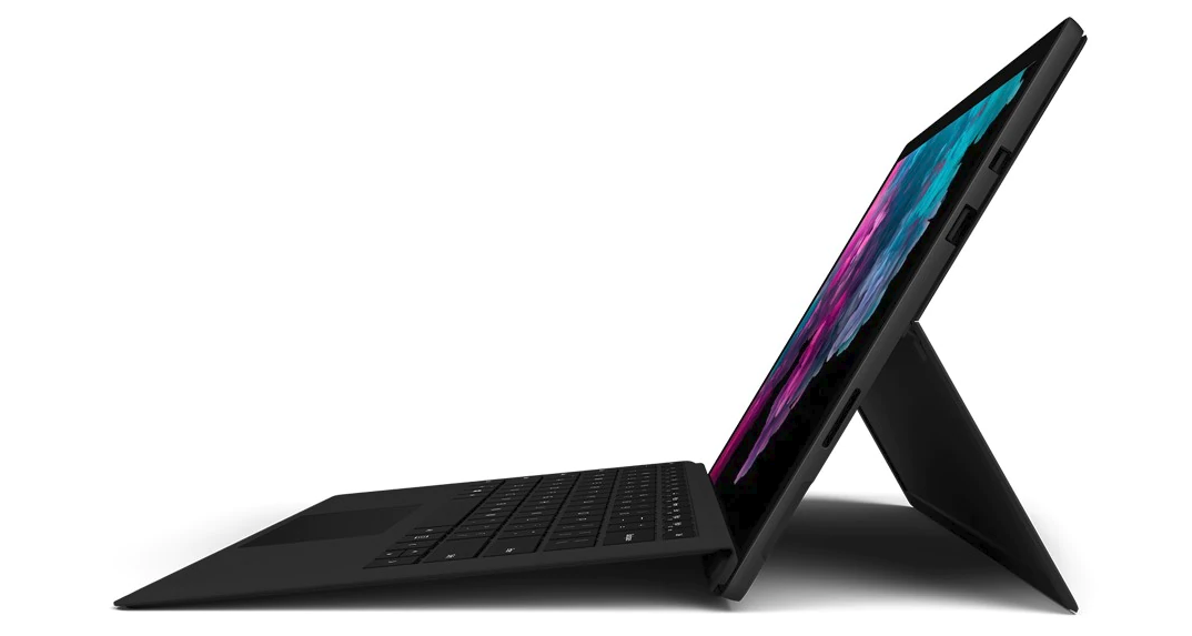 Il Microsoft Surface Pro 6 in matte black