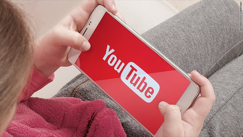YouTube e minori: scoppia la denuncia negli Stati Uniti contro il colosso di Google