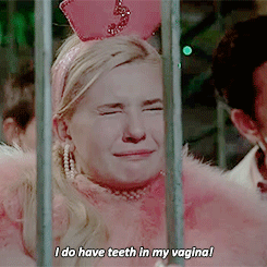 Chanel N°5 ha i denti nella vagina