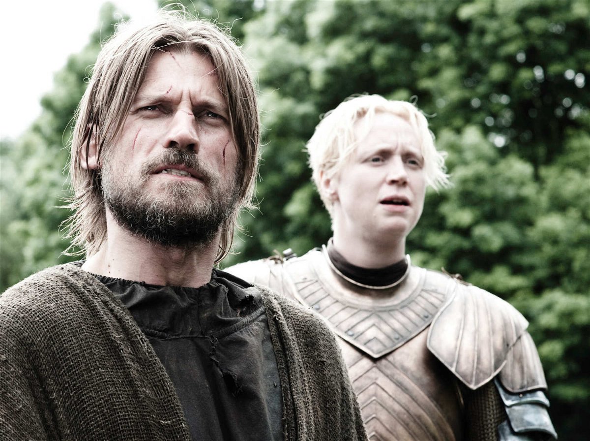 Una scena da Game of Thrones con Jaime e lady Brienne