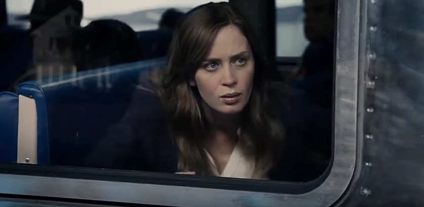 Una scena de La ragazza del treno con Emily Blunt