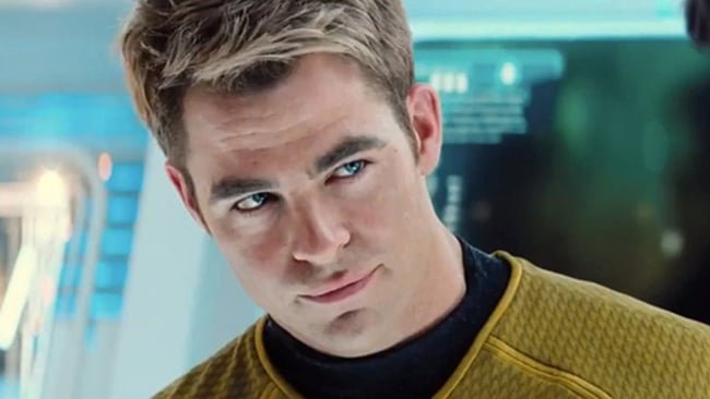 Capitano Kirk alias l'attore Chris Pine