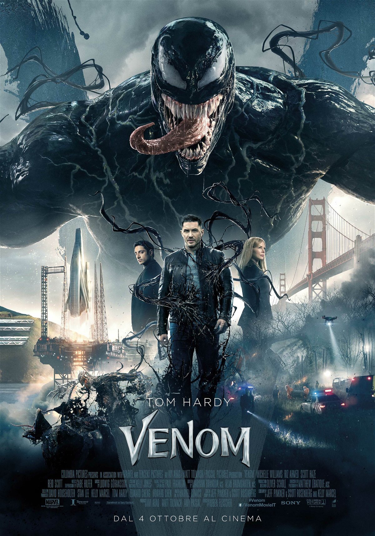 Poster ufficiale di Venom con il simbionte in bella vista