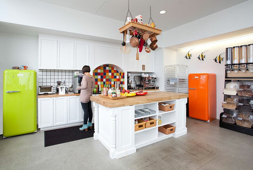Primo piano della cucina per della sede Airbnb di San Francisco
