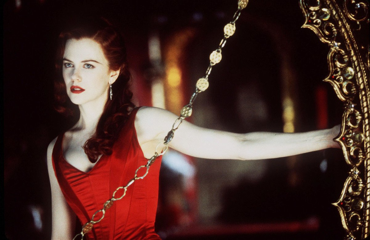 Nicole Kidman in una scena di Moulin Rouge!