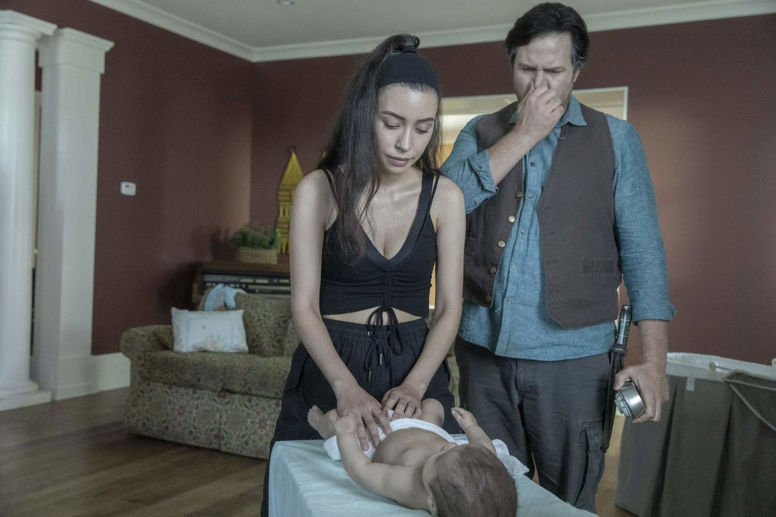 Clicca per vedere l'immagine originale The Walking Dead 10x01: Rosita e Eugene