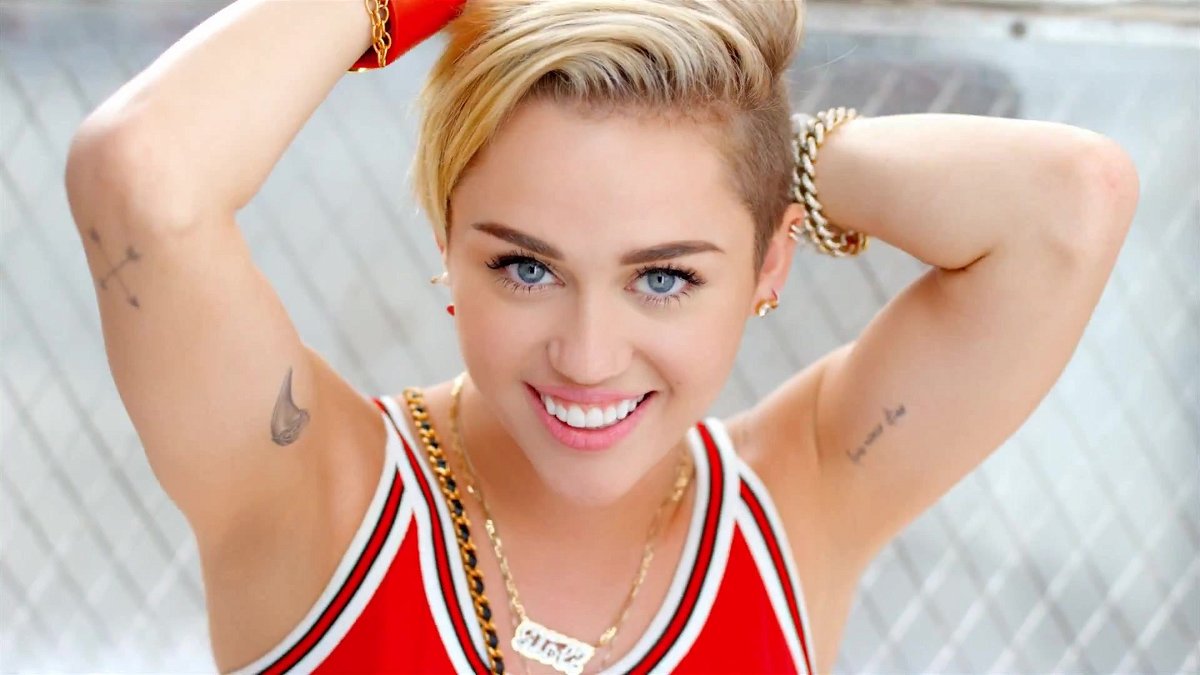 Miley Cyru sorridente