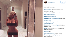 Copertina di Kim Kardashian l'ha fatto di nuovo: eccola senza veli su Instagram