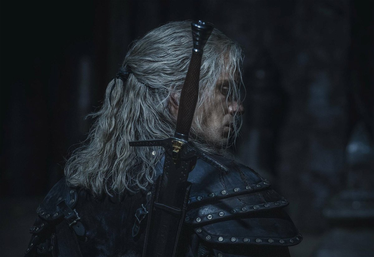 Henry Cavill interpreta Geralt nella seconda stagione di The Witcher