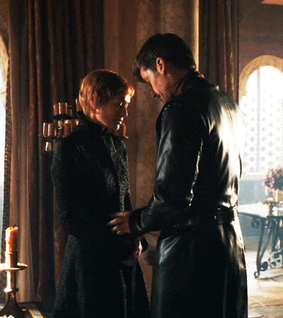 Jaime bacia Cersei