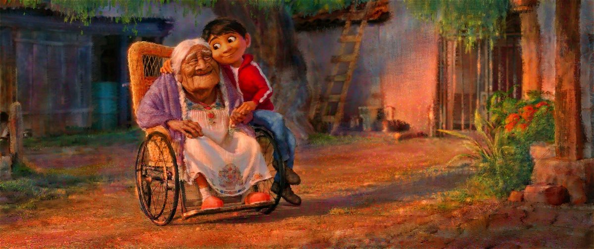 Miguel insieme alla bis-bis-nonna Imelda, costretta su una carrozzina