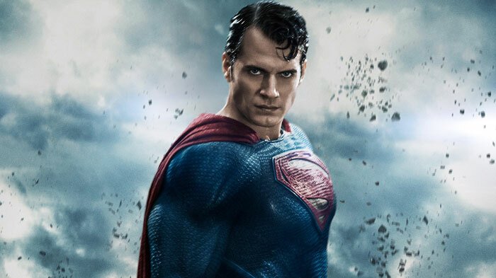 Henry Cavill ha vestito i panni di Superman ne L'uomo d'acciaio e in Batman vs Superman