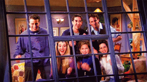 Il cast di Friends nell'appartamento di Monica