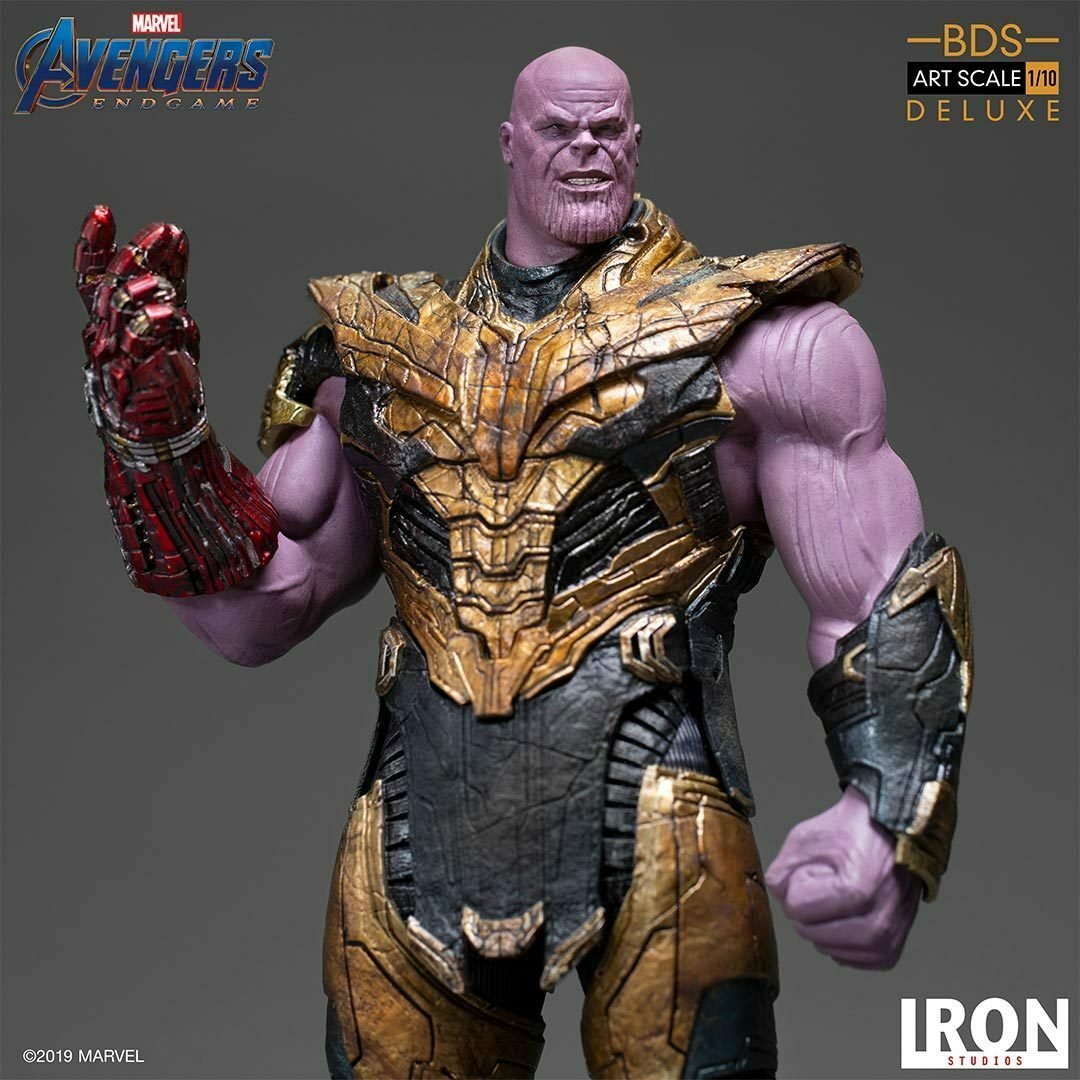 La statua di Thanos di Iron Studios - mezzo busto