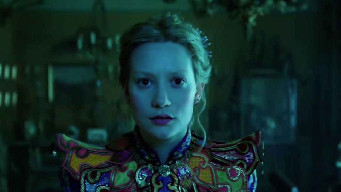 Mia Wasikowska torna a interpretare Alice in Alice Attraverso Lo Specchio