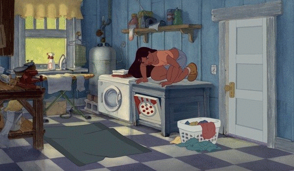 La scena modificata di Lilo & Stitch in una GIF