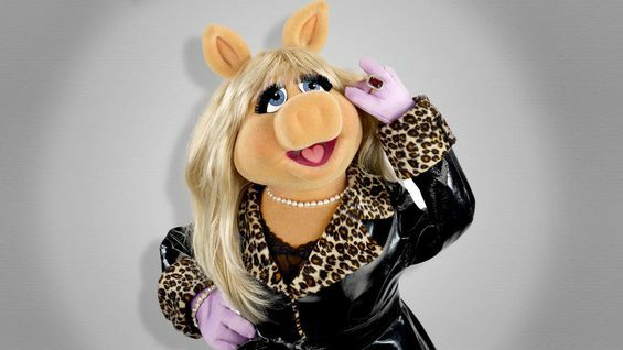 Clicca per vedere l'immagine originale La star de I Muppet, la divina Miss Piggy