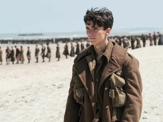 L'esordiente protagonista sul set di Dunkirk