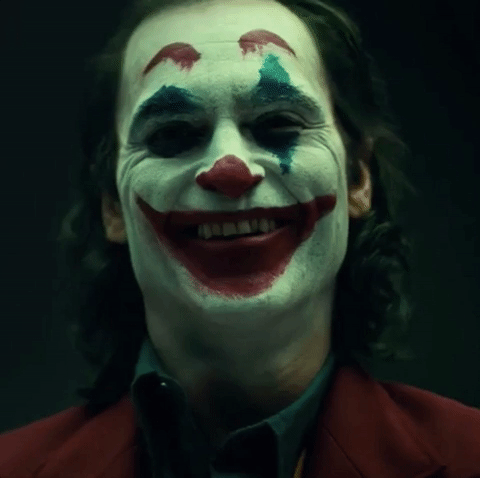 GIF del Joker interpretato da Joaquin Phoenix