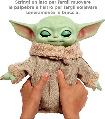 Baby Yoda pupazzo che parla e muove braccia 3