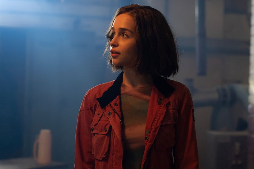 Emilia Clarke nel cast di Criminal, la serie Prime Video dal fumetto di Ed Brubaker