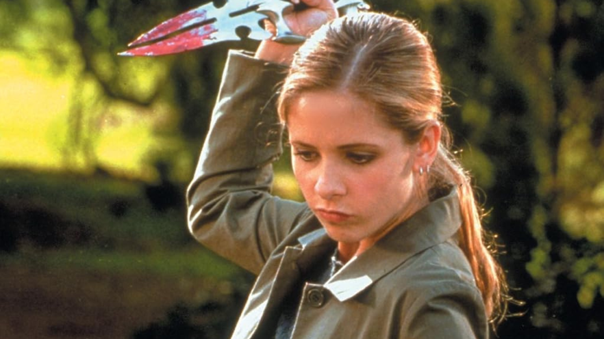 Buffy, l’ammazzavampiri più famosa della TV compie 27 anni