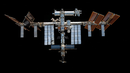 Copertina di Stazione Spaziale Internazionale: i suoi rifiuti hanno rischiato lo schianto in Europa