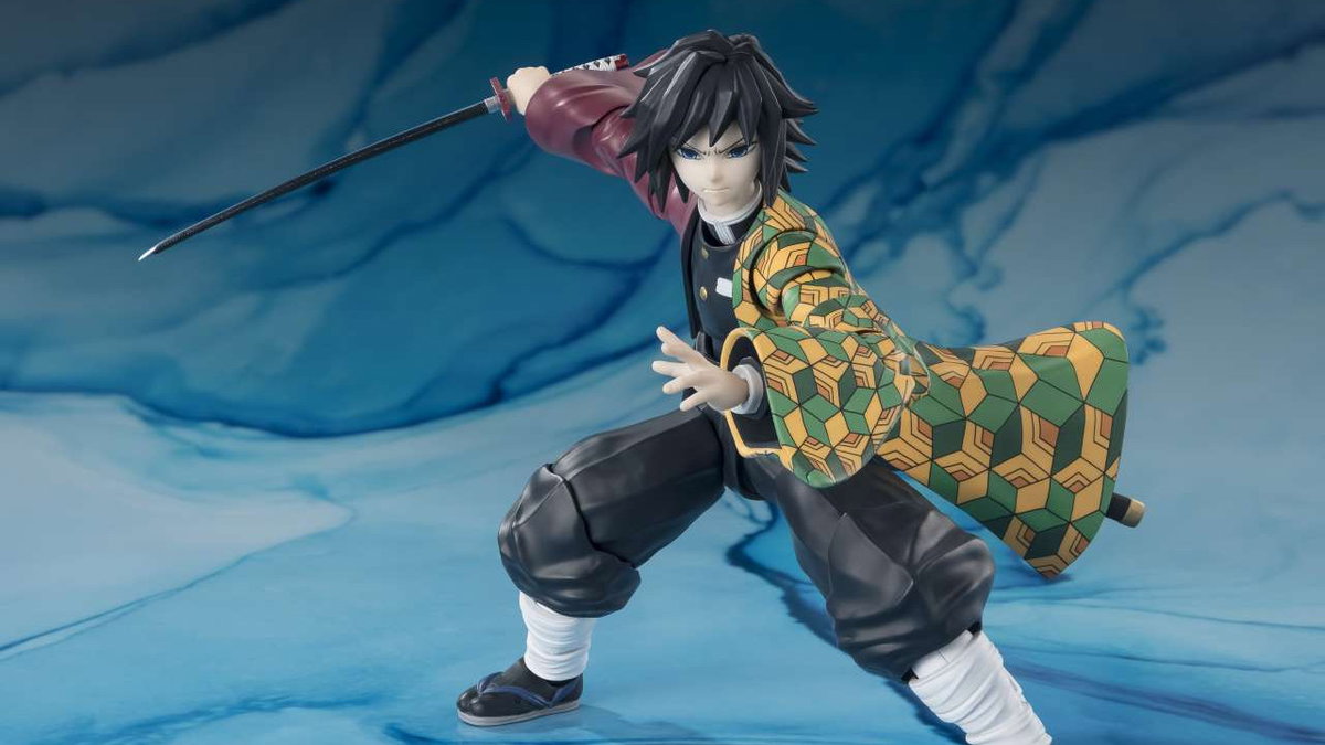 Immagine di Demon Slayer: Tomioka il pilastro dell'acqua nella linea SH Figuarts