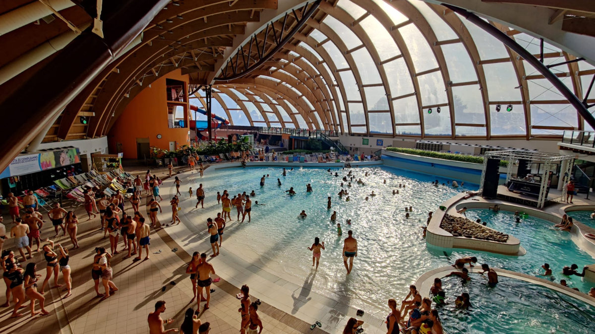 Immagine di Divertimento e relax ad Acquaworld, l'offerta per il ponte del 25 aprile