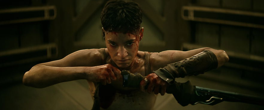 Rebel Moon Parte 2: La Sfregiatrice - recensione: Zack Snyder non cambia il tiro su Netflix