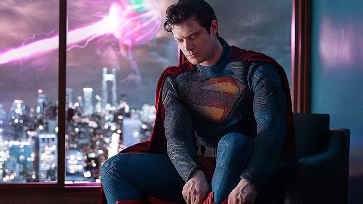 Primo sguardo al nuovo costume di Superman dal film di James Gunn