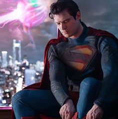 Copertina di Superman: David Corenswet rivela il suo dettaglio preferito del nuovo costume