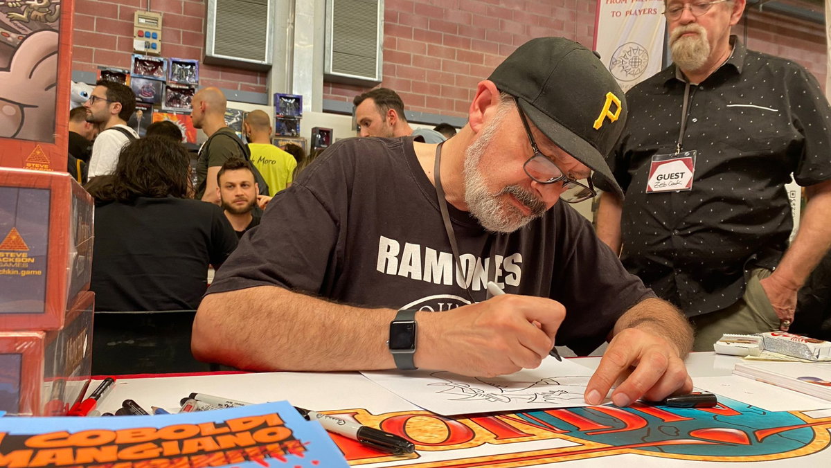 Immagine di L'arte di ridere e giocare: un viaggio creativo con John Kovalic [INTERVISTA]