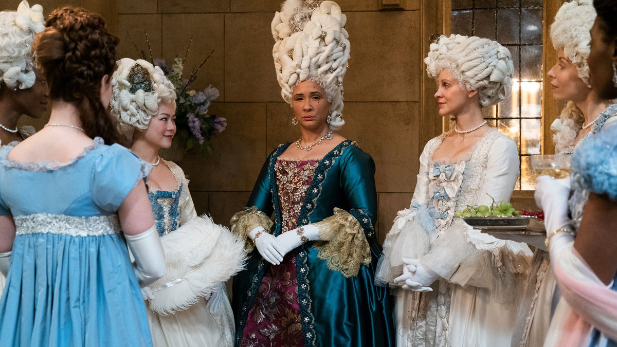 Immagine di I costumi di Bridgerton e La Regina Carlotta e i loro significati nascosti