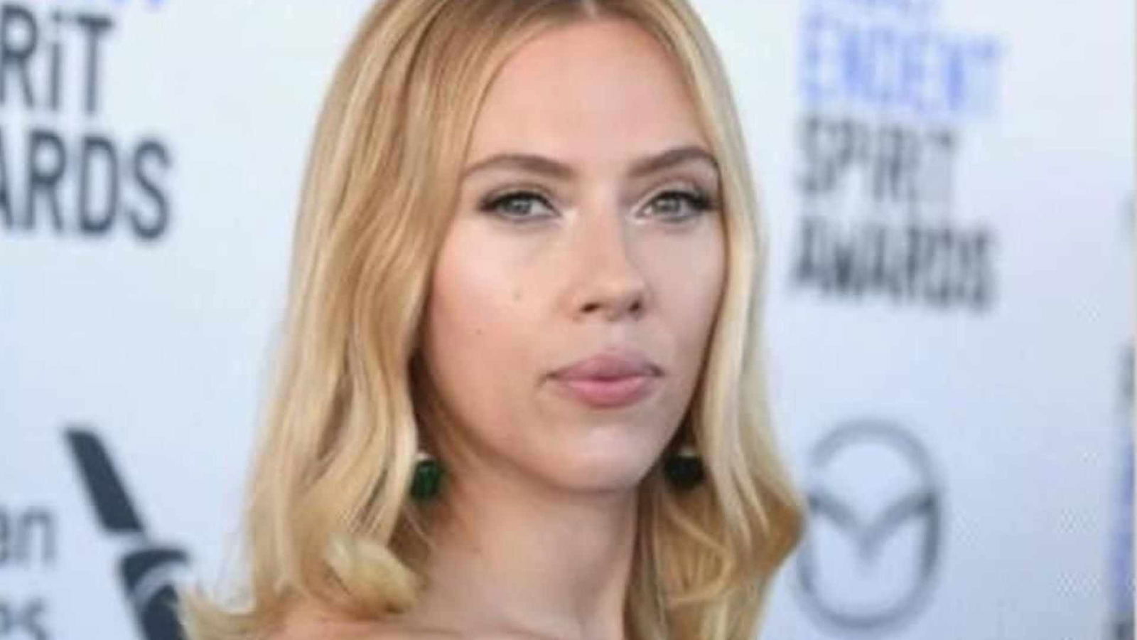 Immagine di Scarlett Johansson accusa OpenAI per l'utilizzo illegittimo della sua voce