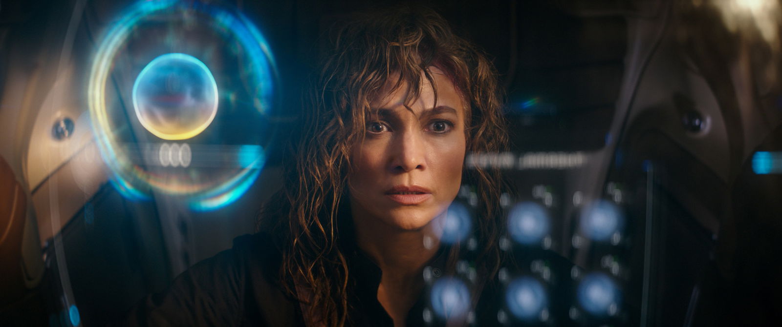 Immagine di Atlas, recensione: il film di fantascienza con Jennifer Lopez su Netflix lascia il segno