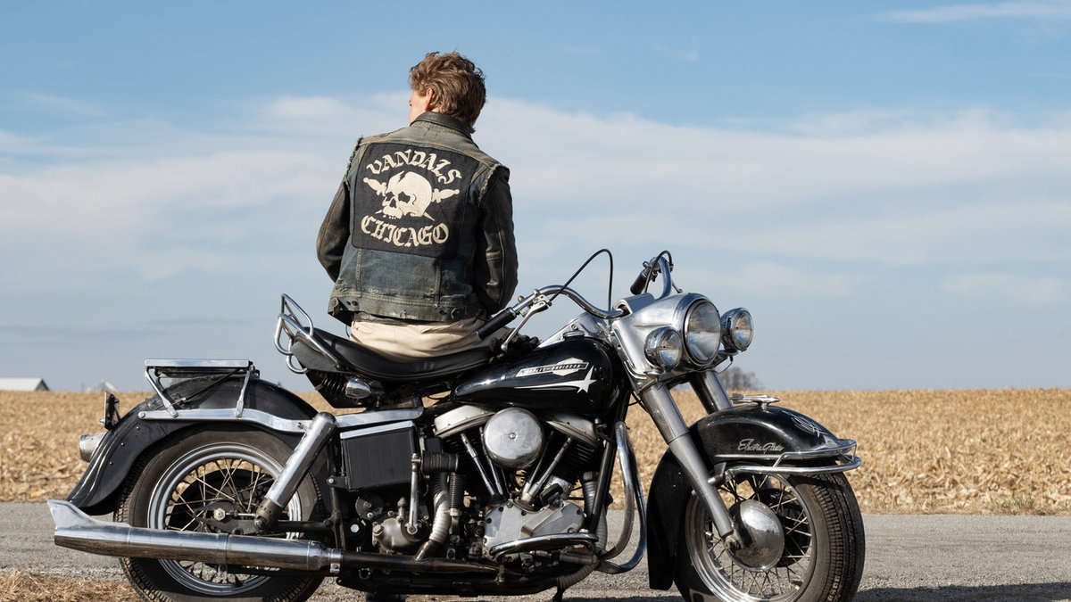 Immagine di The Bikeriders, recensione: figli del niente e del vento