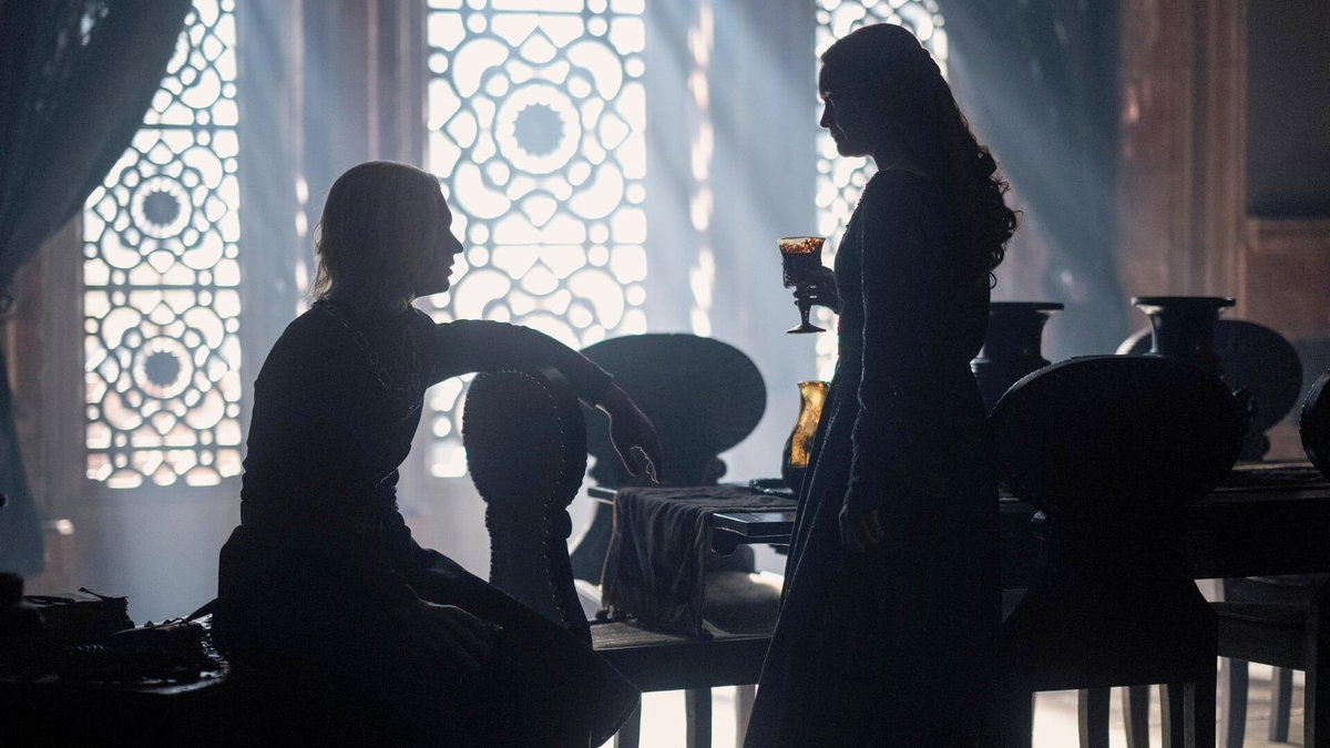 Immagine di House of the Dragon Stagione 2: chi beve il tè della luna nel quarto episodio e perché?
