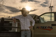 Copertina di Le prime immagini ufficiali di Landman, la nuova serie di Taylor Sheridan [GALLERY]