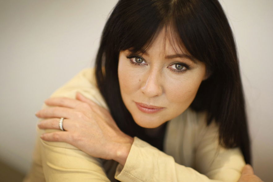 È morta Shannen Doherty, celebre per Streghe e Beverly Hills 90210