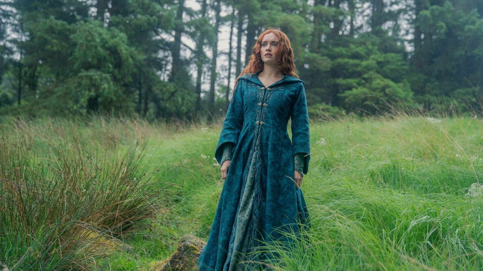 Immagine di House of the Dragon Stagione 2, Episodio 7: Olivia Cooke spiega cosa significa la scena di Alicent nel lago