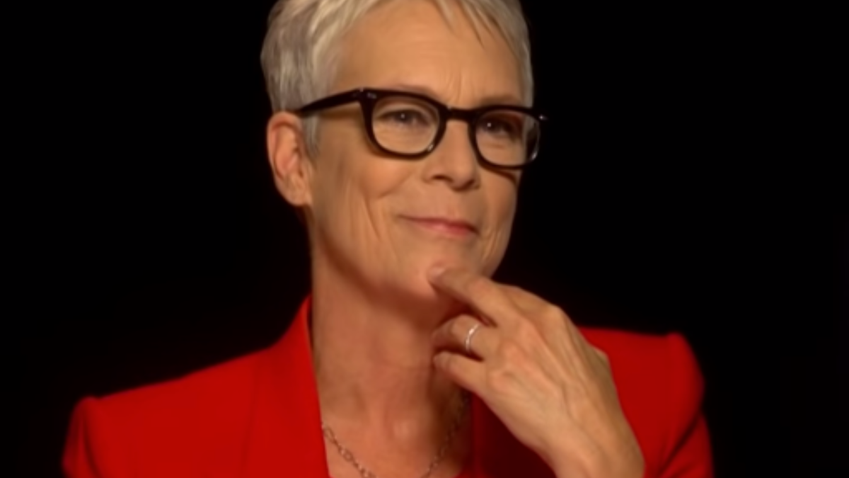 Immagine di Jamie Lee Curtis fa una battuta cattiva sulla Marvel, poi chiede scusa