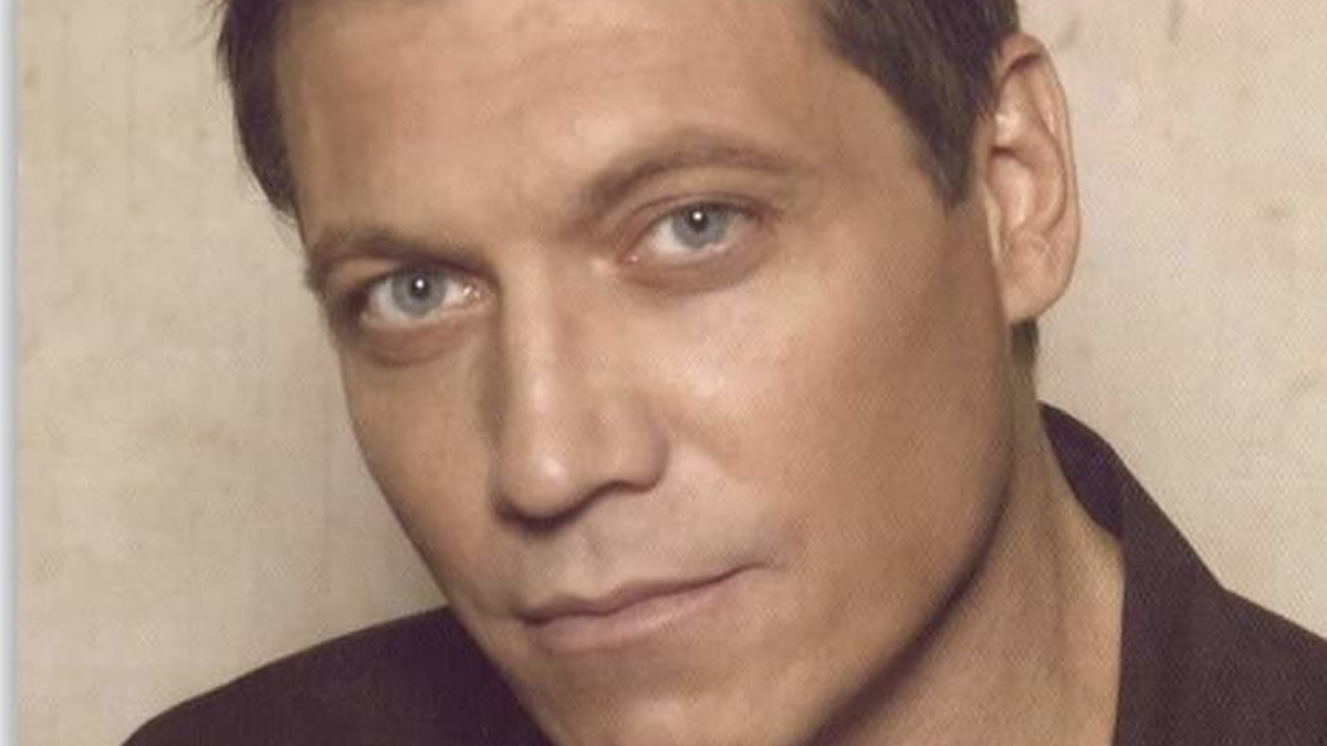 Immagine di Netflix: Holt McCallany (Mindhunter) protagonista di una nuova serie dallo sceneggiatore di Scream
