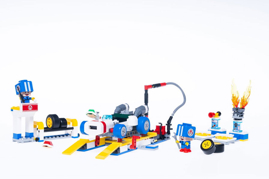 LEGO presenta i nuovi set 2025 di Super Mario Kart