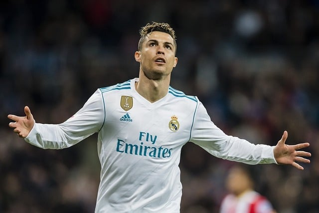 Immagine di Cristiano Ronaldo lancia la sua nuova linea di orologi ispirati alla sua carriera