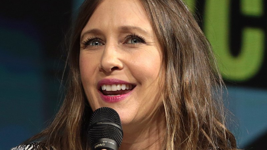 Vera Farmiga: l'attrice di The Conjuring è diventata una cantante metal [ASCOLTA]